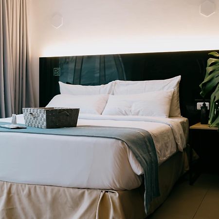 Dosi Hotel Ph Talisay  Zewnętrze zdjęcie