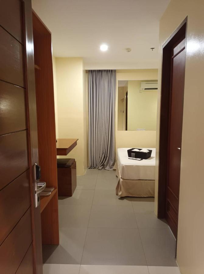 Dosi Hotel Ph Talisay  Zewnętrze zdjęcie